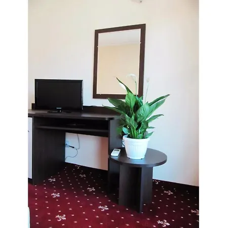 & Maverick Hotel 3*